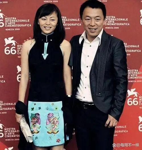 荣获金马影帝黄渤,他的成功离不开背后的重要女人