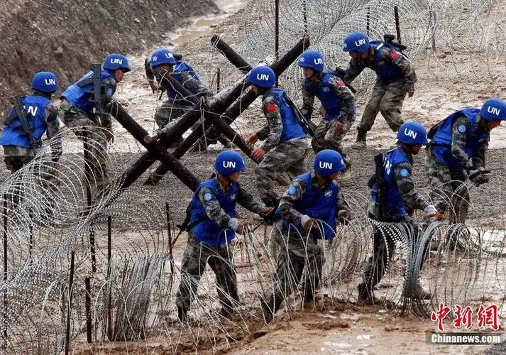 解放军举行"蓝盔行动--2011"演练活动