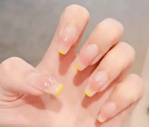 简单可爱腮红法式美甲2021新款式 【图】