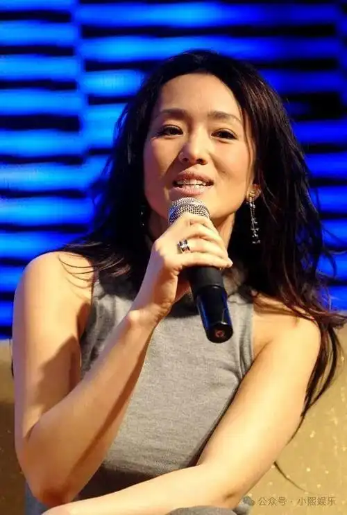 这一巴掌,不仅击打在了女演员的脸