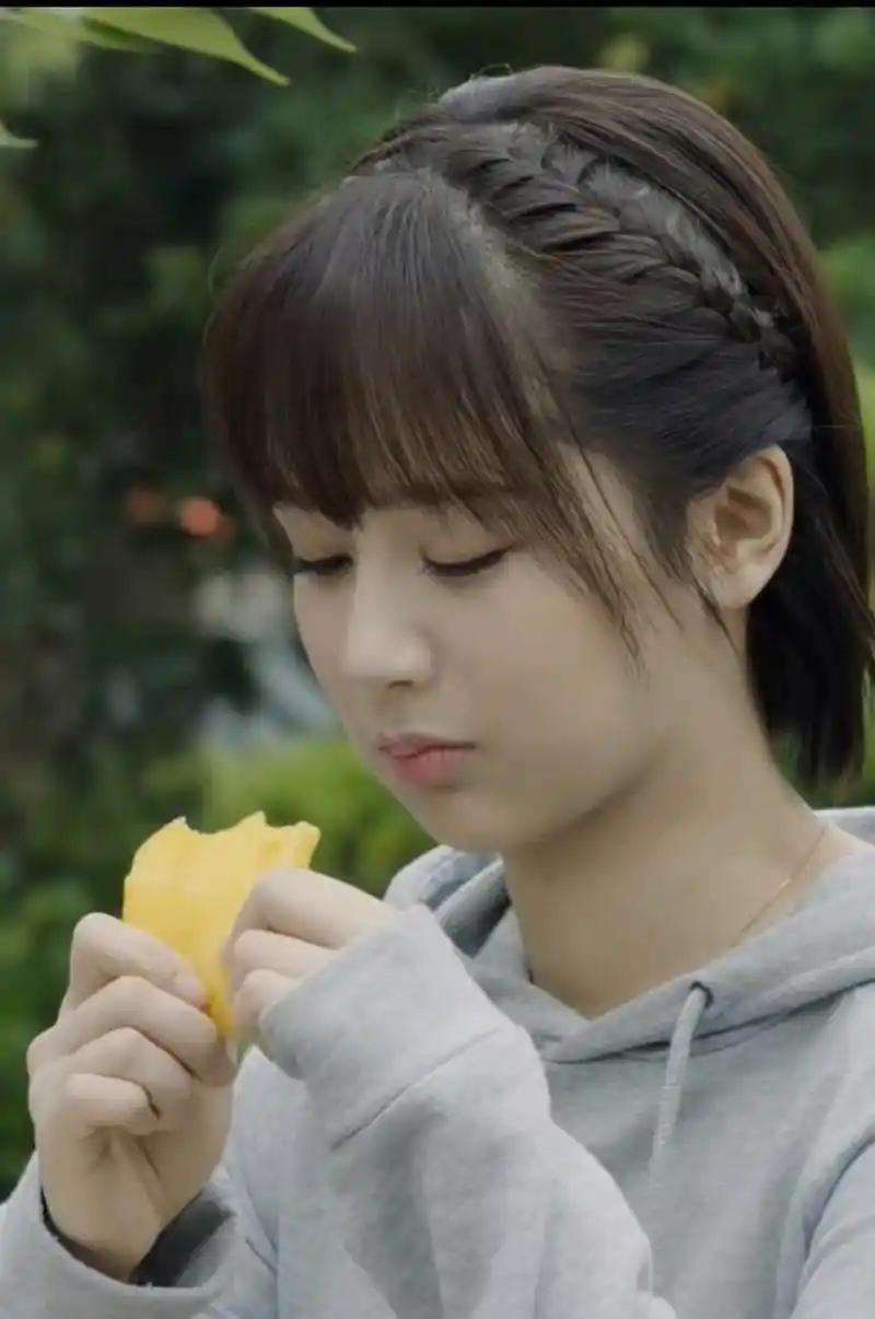 当年有多少人想学杨紫的发型,却还没学会?[笑哭]