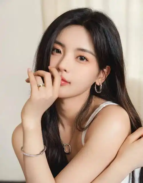 杨超越:自然,清新,舒适的穿衣风格_气质_服装_感觉