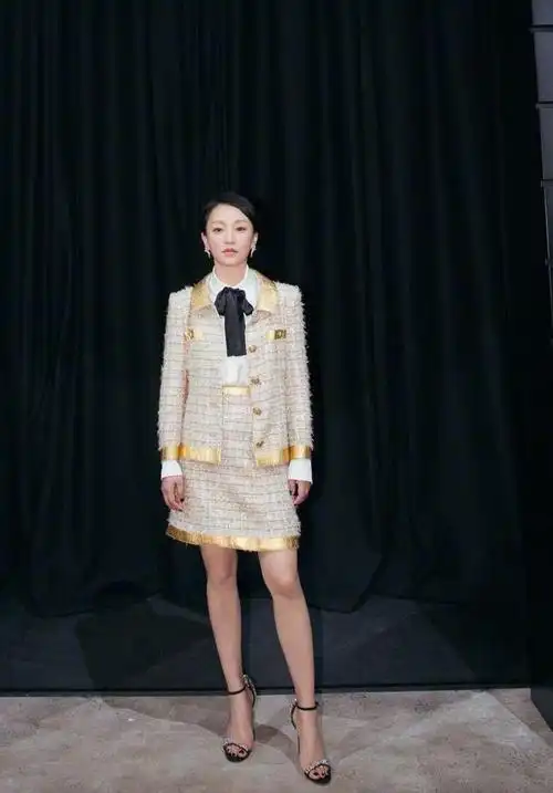 服了周迅的气质将基础款式穿出时髦效果果然高级感才最重要