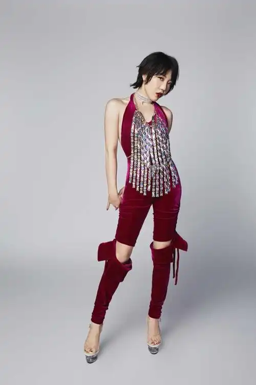 吴莫愁新专辑《造作 more real》 实体 全面上市