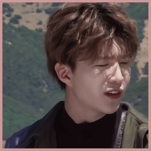 如玉山上行,光映照人——范丞丞笑容合集