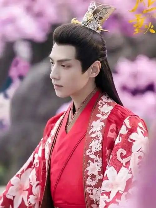 盘点红衣古装最好看的几位明星,肖战成毅惊艳,杨洋邓伦公子无双
