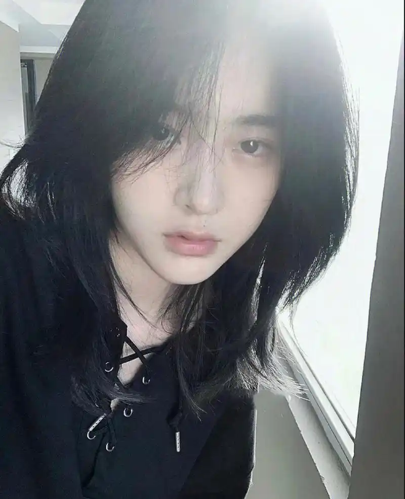 令人心动的女生鲻鱼头发型 不挑脸的发型日式狼尾鲻鱼头让人心动的