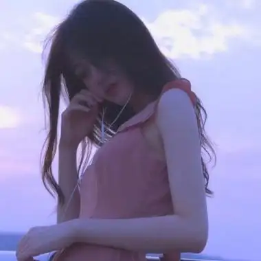 侧脸头像女生阳光悲伤