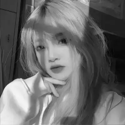 黑白高清女生可爱头像真人图片