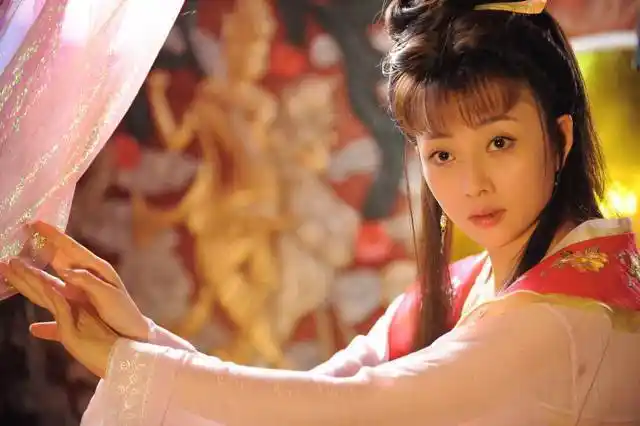 《幸福像花儿一样》里聪明果断的大梅她眼里的光