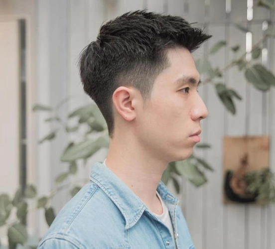 男生两边铲光发型清爽帅气2020夏天这样剪你就是最靓的仔