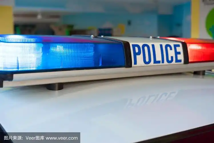 警车警报器