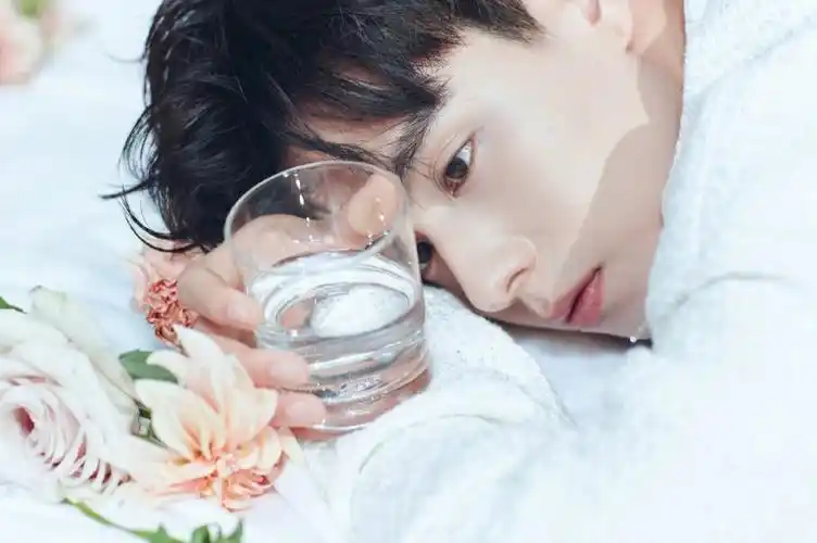 胡一天  #宝藏男孩胡一天  #胡一天壁纸