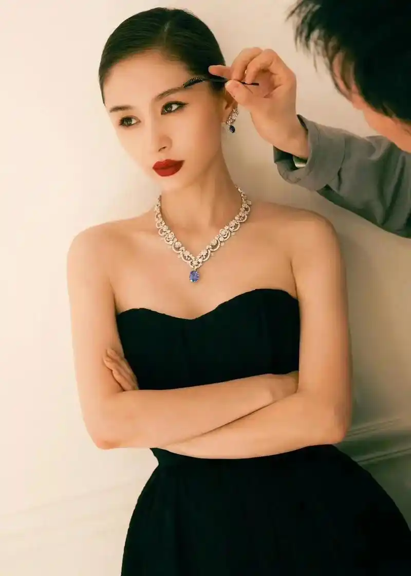 王子文佩戴dior迪奥 dearest dior高级珠宝系 - 抖音