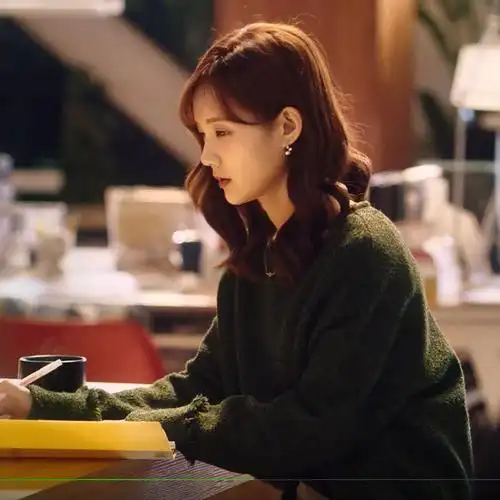 了不起女孩陆可李一桐同款深蓝色毛衣衣时尚百搭休闲毛衣