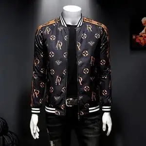 2020年秋冬新款潮男装男士修身时尚棒球领大码印花夹克衫外套lv03