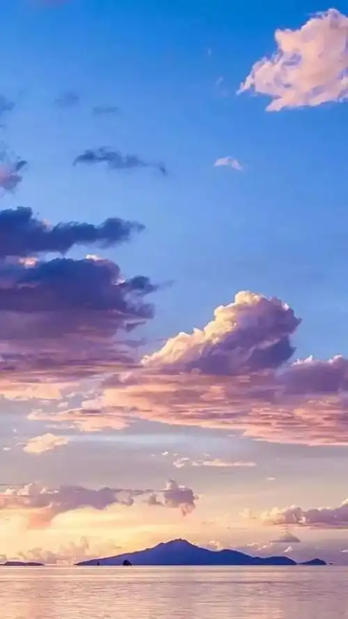 有没有一些好看的蓝色系壁纸