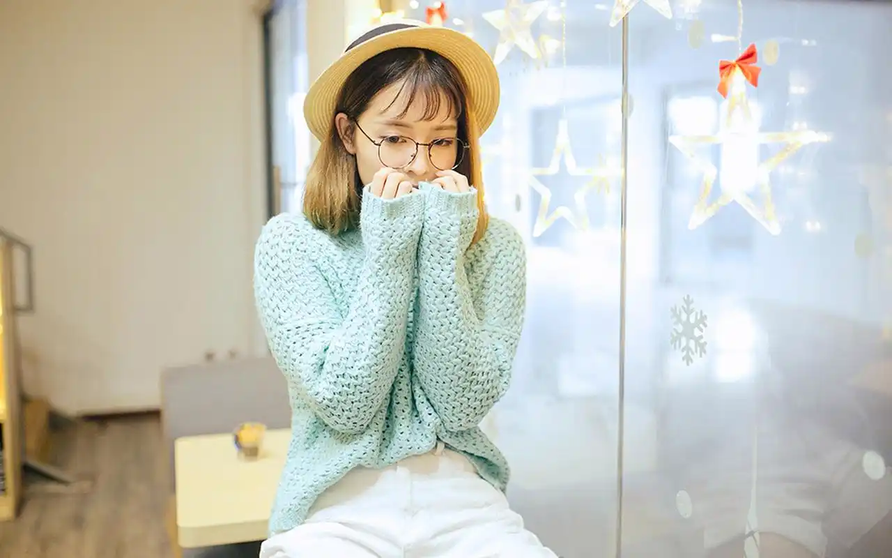 短发元气少女清纯可爱写真图片桌面壁纸高清大图预览1920×1200_美女