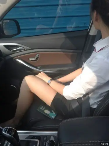 9s宋dm试驾篇,美女在副驾!