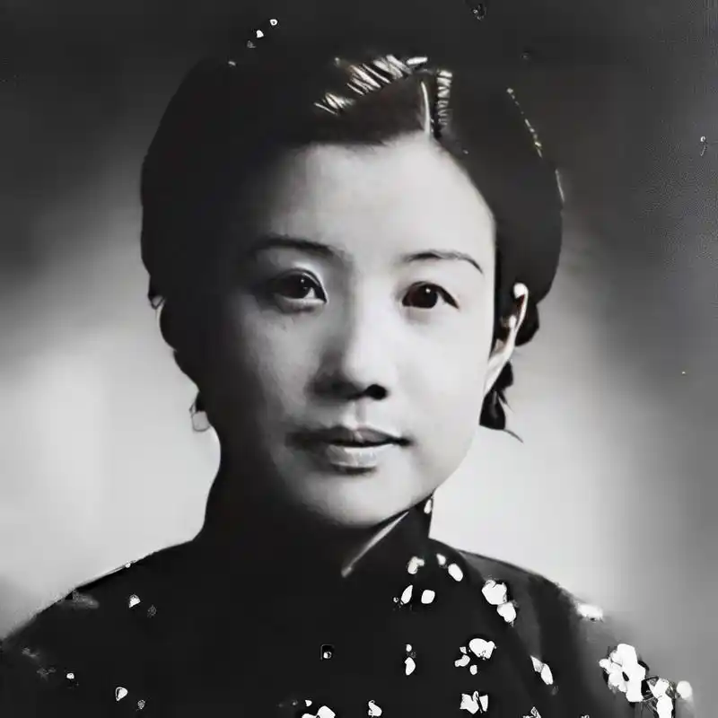 杜月笙生命中有两个很重要的女人,一个是他的救命恩人,一个是他的贵人