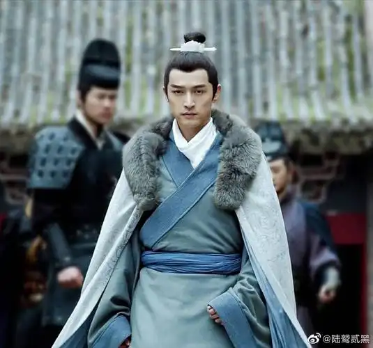 请问哪有出租or卖的胡歌同款古装