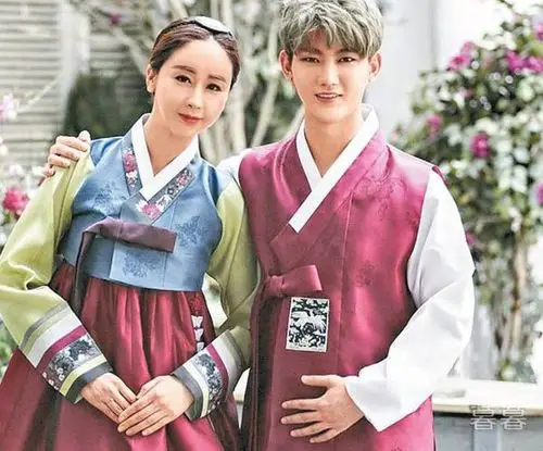 韩国明星咸素媛结过几次婚爱情不会被年龄阻挡