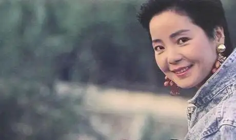 难道这不是与生俱来的音乐界女王吗?