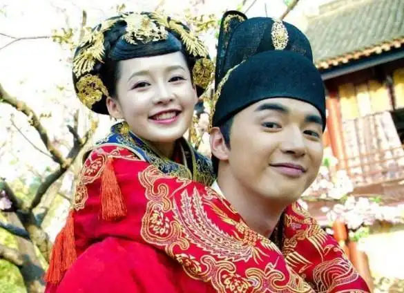 金世佳和李沁谈过吗