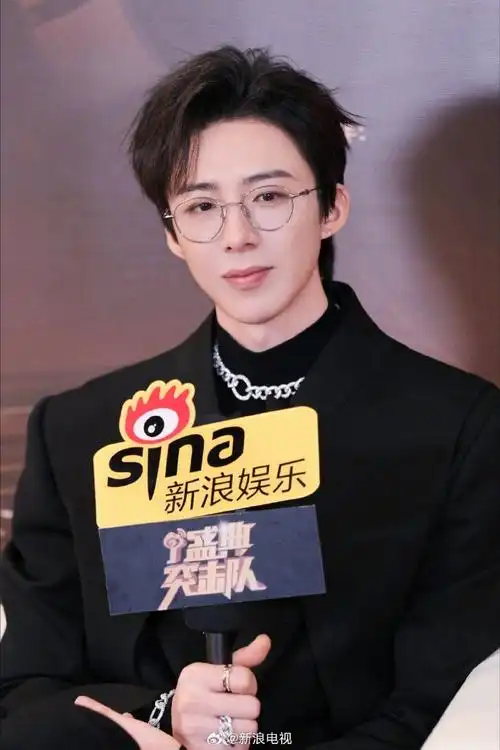 想做演员#@摩登兄弟刘宇宁做客#微博视界大会独家对话#花絮照来袭!