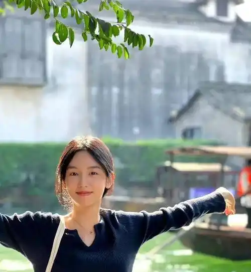 26娱乐新鲜事:肖战,成毅,王一博,王鹤棣,钟楚曦,龚俊_全球_淡妆_路人