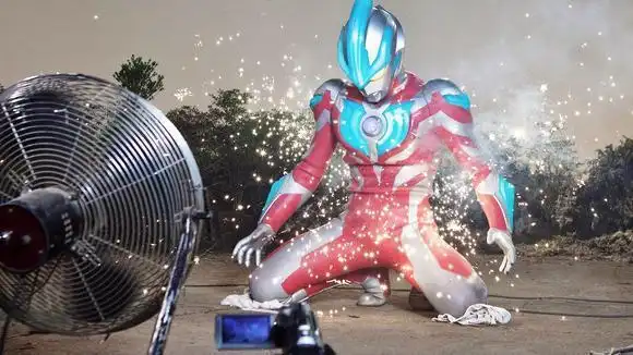 辣眼睛的奥特曼拍摄现场!简直毁三观!他配不上我的童年情怀