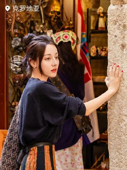 #喝多了的迪丽热巴#