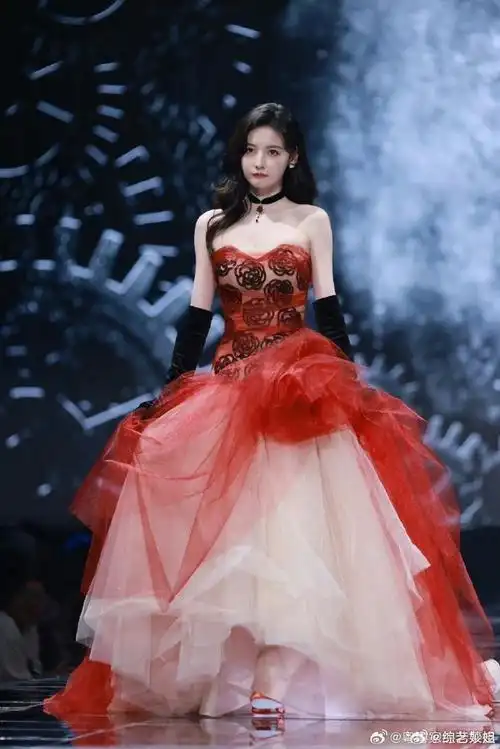 丝芭#旗下top艺人图鉴来咯7515鞠婧祎,李艺彤,许佳琪等00各位