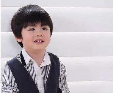 儿童冬天发型男孩图片大全冬天男宝宝剪什么发型