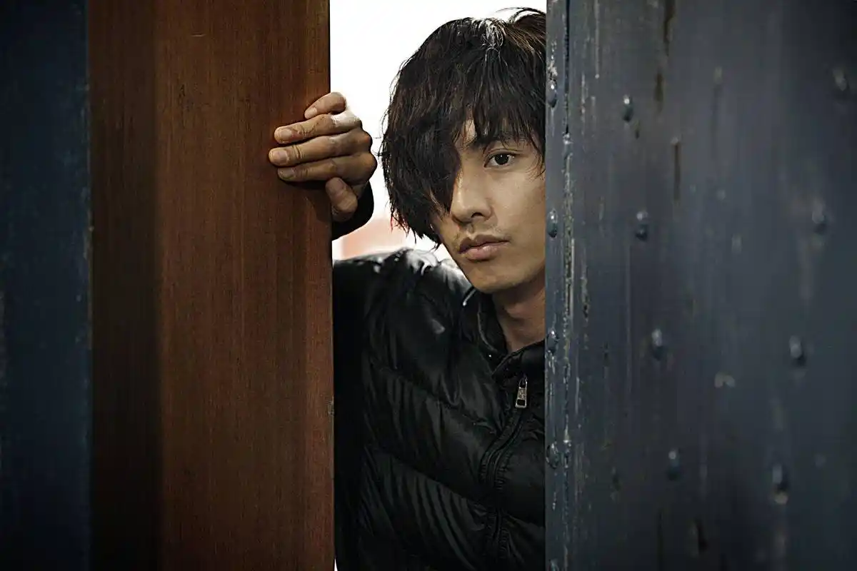 剃了平头赤膊上阵的元斌才是我给这部电影打八分的原因