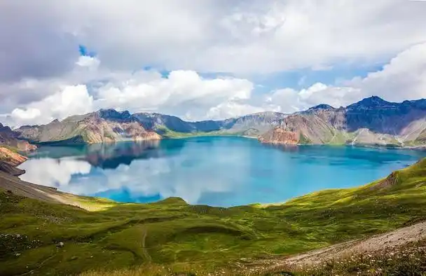 1,国内著名的十大名山,全去过你就是旅游达人