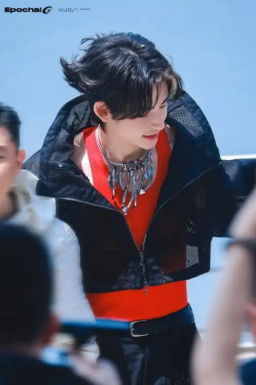 小鬼王琳凯0520生日快乐