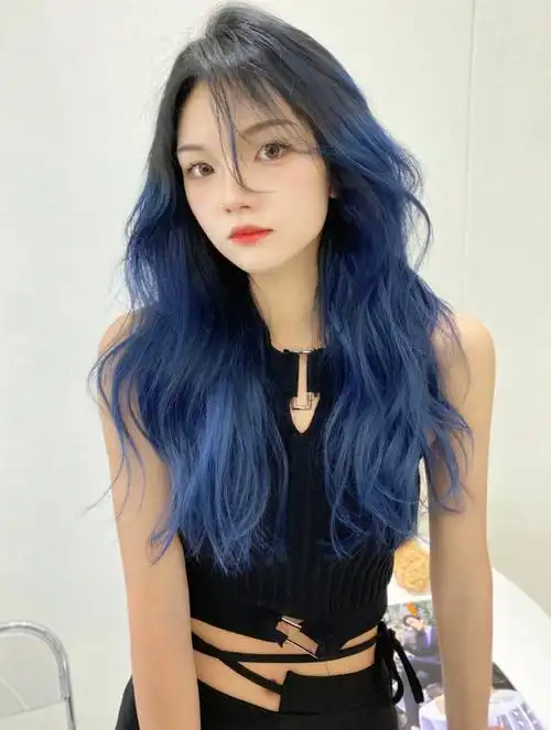 08夏天限定的发色蓝灰色雾霾蓝色冰蓝色推荐