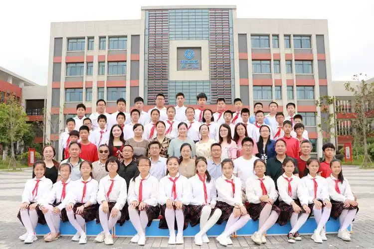 我们毕业啦——洋口港实验学校小学部六年级毕业典礼!