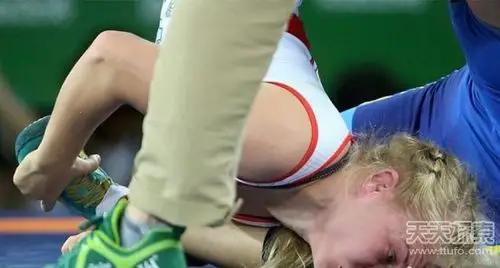 盘点奥运会上尴尬一幕看后让人捧腹