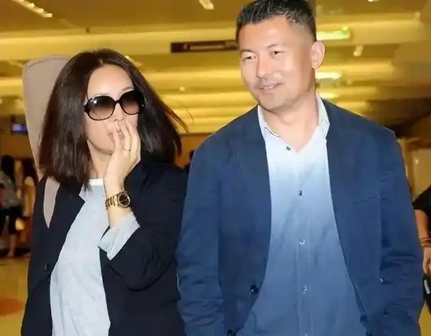 那英:被前任背叛未婚先育,如今和儿子被孟桐宠成宝!