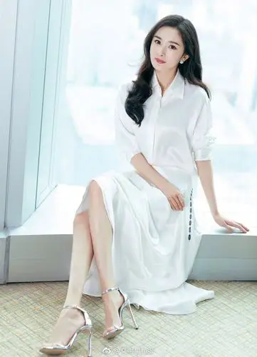 2021新款明星杨幂同款白色绣花时尚衬衫高腰显瘦半身裙两件套装女