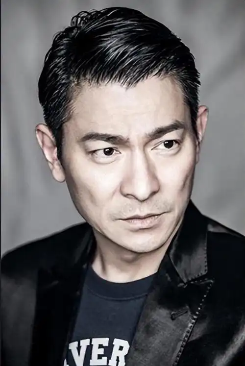 回顾:香港6位男演员,岁月不饶人,曾英俊小伙子如今都成老爷爷