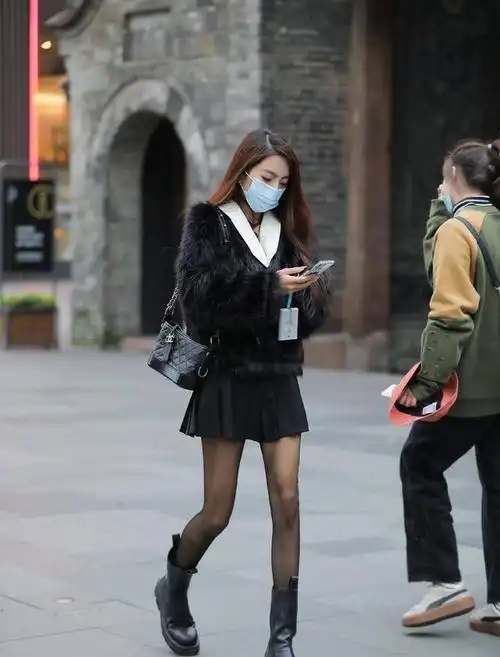 冬天的大长腿是穿出来的这几种搭配方案圆你美腿梦