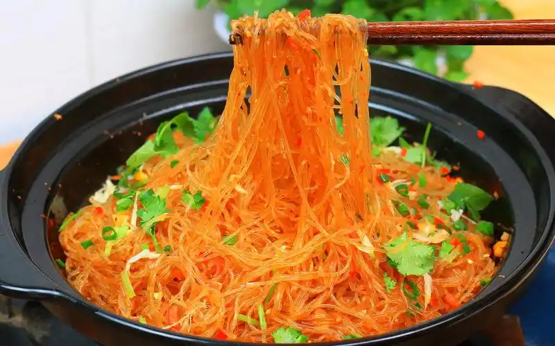 干捞粉丝好多人第一步就做错了,难怪不好吃,看饭店大厨怎么做的_哔哩