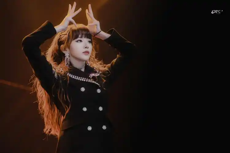 孔雪儿 - 堆糖,美图壁纸兴趣社区