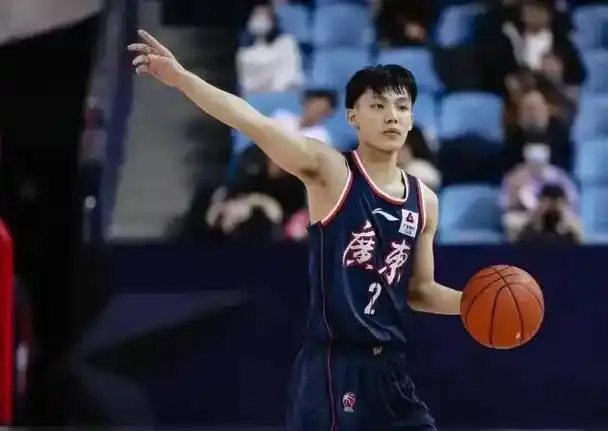 广东队焕然一新球迷热议广东5大变化变化和4个没想到很贴切