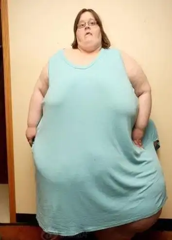 英国胖女孩重达244斤(高富帅对她一见钟情)(21)