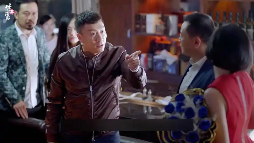 这段太搞笑了,好先生帮美女心理医生调戏她前夫#万茜 #孙红雷 #好先生