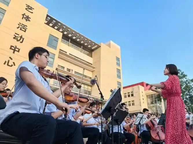 超嗨!河南省实验中学户外音乐会美出新高度
